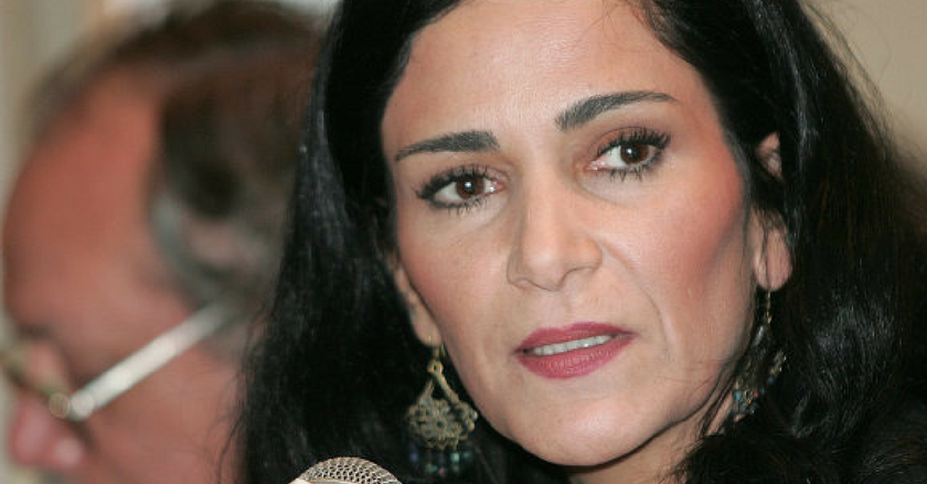 Lydia Cacho: «La galantería y la seducción implican un juego»