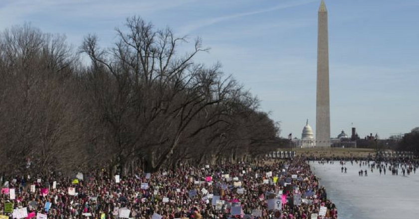 «Nosotras somos la resistencia»: las imágenes de las Marchas de las Mujeres en Estados Unidos a favor de la igualdad y en protesta por el primer año de gobierno de Trump.