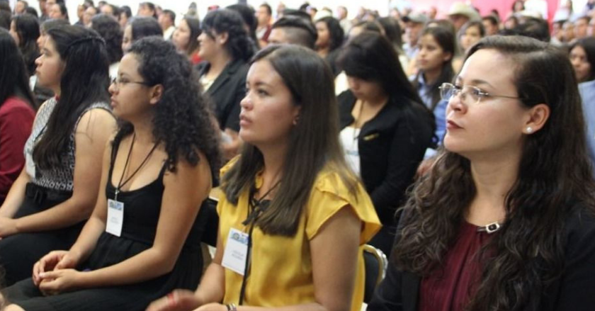 Cuotas de genero, necesarias para reducir la desigualdad laboral a mujeres: FMI