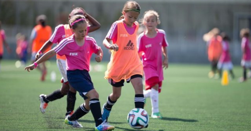 Las niñas futbolistas piden un deseo de igualdad con un vídeo viral