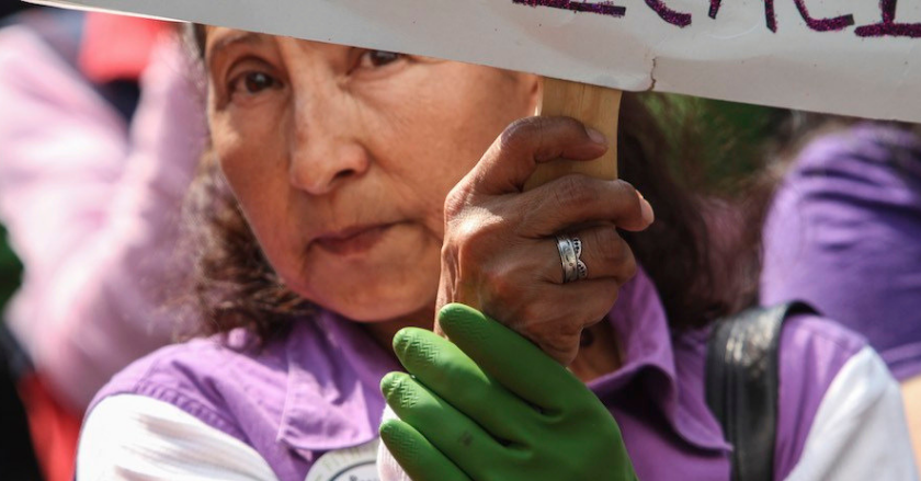 Publican reglas para afiliar al IMSS a trabajadoras del hogar