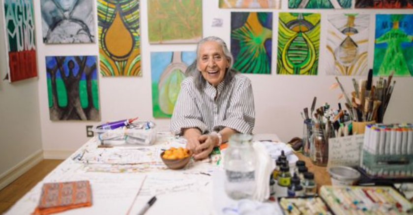 Luchita Hurtado, la artista venezolana que alcanzó la fama a los 98 años y ahora es reconocida en Londres