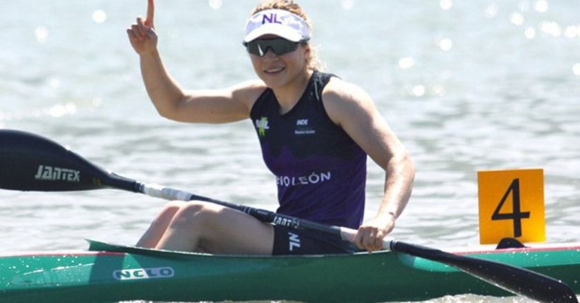 Beatriz Briones obtiene oro en canotaje de velocidad
