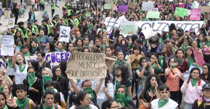 Colectivos de mujeres piden despenalización del aborto en todo el país