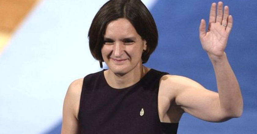 Quién es Esther Duflo, la segunda mujer que recibe el Nobel de Economía y la ganadora más joven de la historia