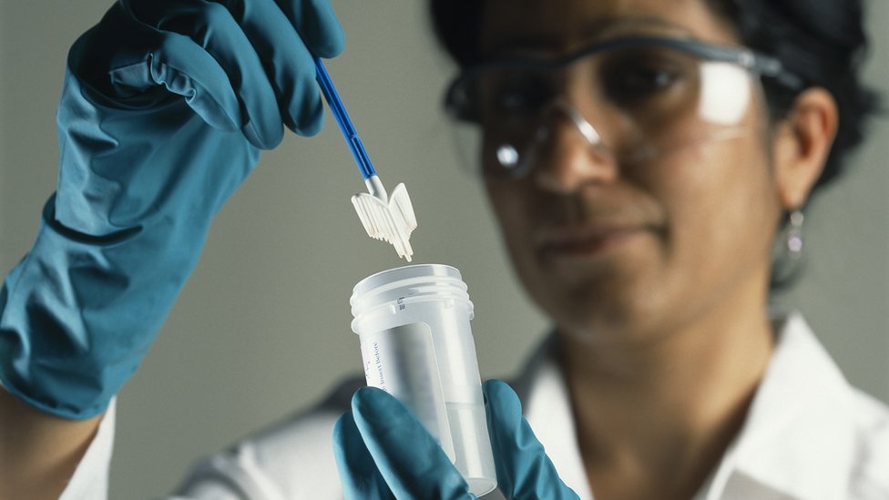 ¿Adiós al papanicolaou? Con prueba de orina se podría detectar el cáncer cervicouterino
