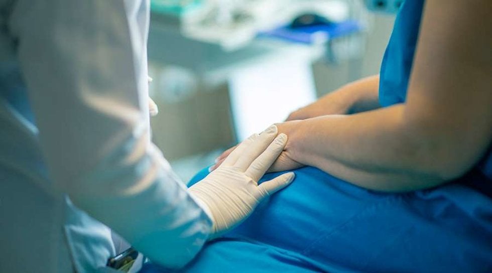 Por abortos están en prisión sólo las mujeres pobres e indígenas: Arturo Zaldívar