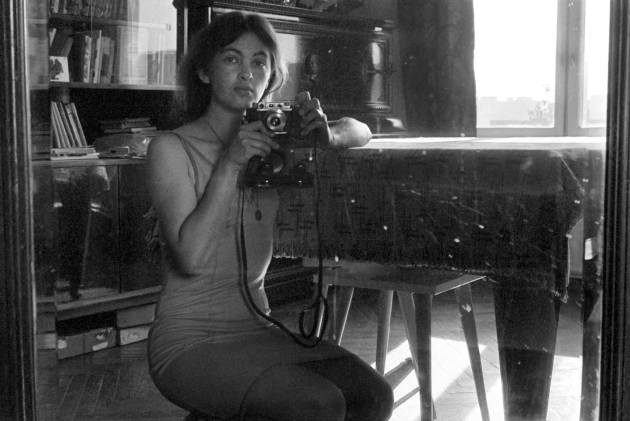 Un tesoro en el ático: una mujer rusa descubre miles de fotografías hechas por su madre