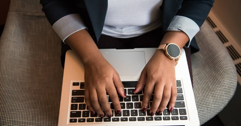 Un ‘tinder’ para unir a mujeres y empresas