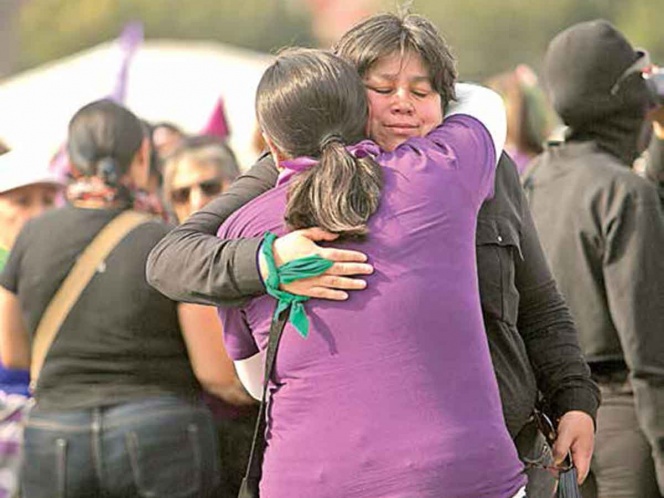 Violencia mata más a mujeres que COVID-19; lanzan alerta al Presidente