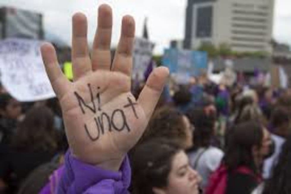 ‘El mentiroso eres tú’: Red feminista denuncia a AMLO por violencia contra la mujer