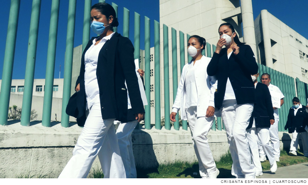 Mujeres, principales combatientes en atención hospitalaria de Covid-19