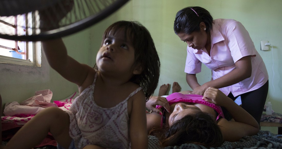El trabajo de las parteras es reconocido en Birth Wars, documental que busca reivindicar esta práctica