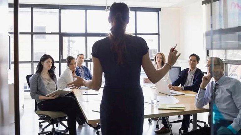 #Opinión La mujer como clave para organizar las finanzas