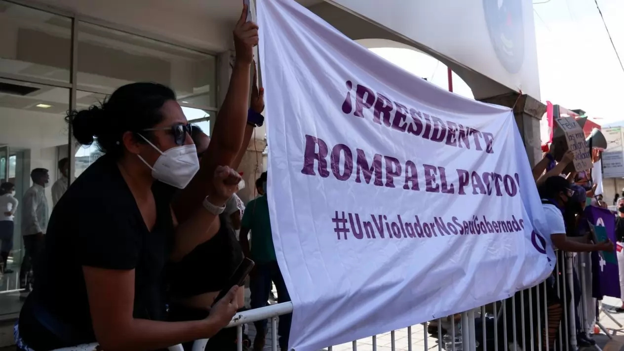 ¿Qué significa ‘pacto patriarcal’ y por qué mujeres piden a AMLO que lo rompa?