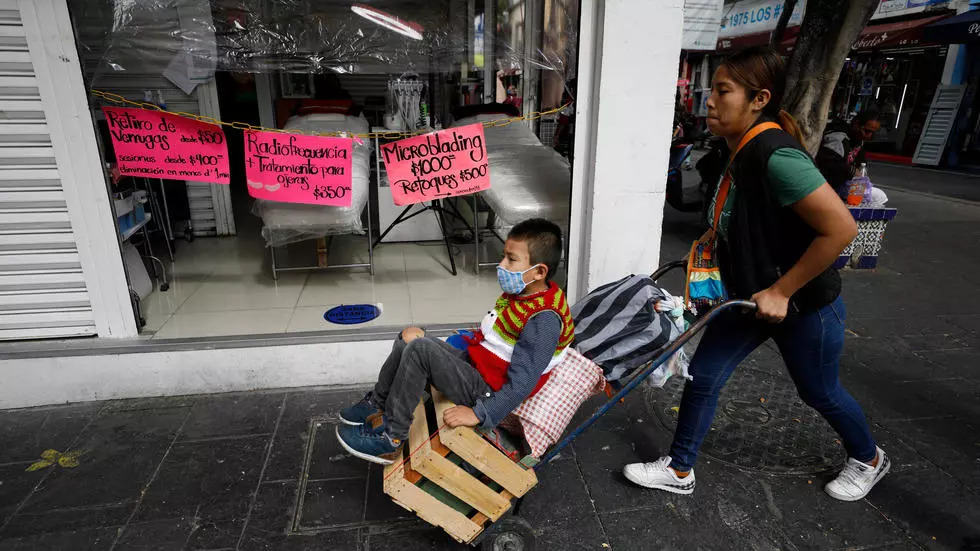 La pandemia hace retroceder diez años la autonomía de las mujeres latinoamericanas