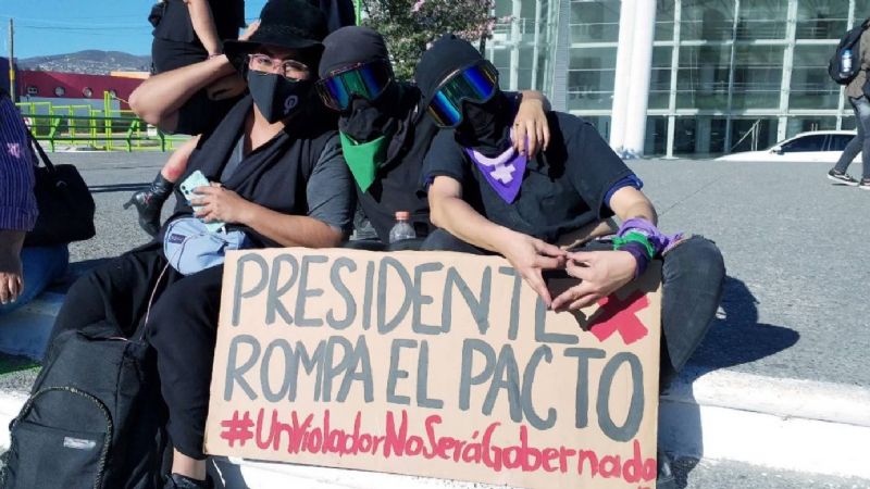 Mujeres y colectivas responden #YaChole a López Obrador