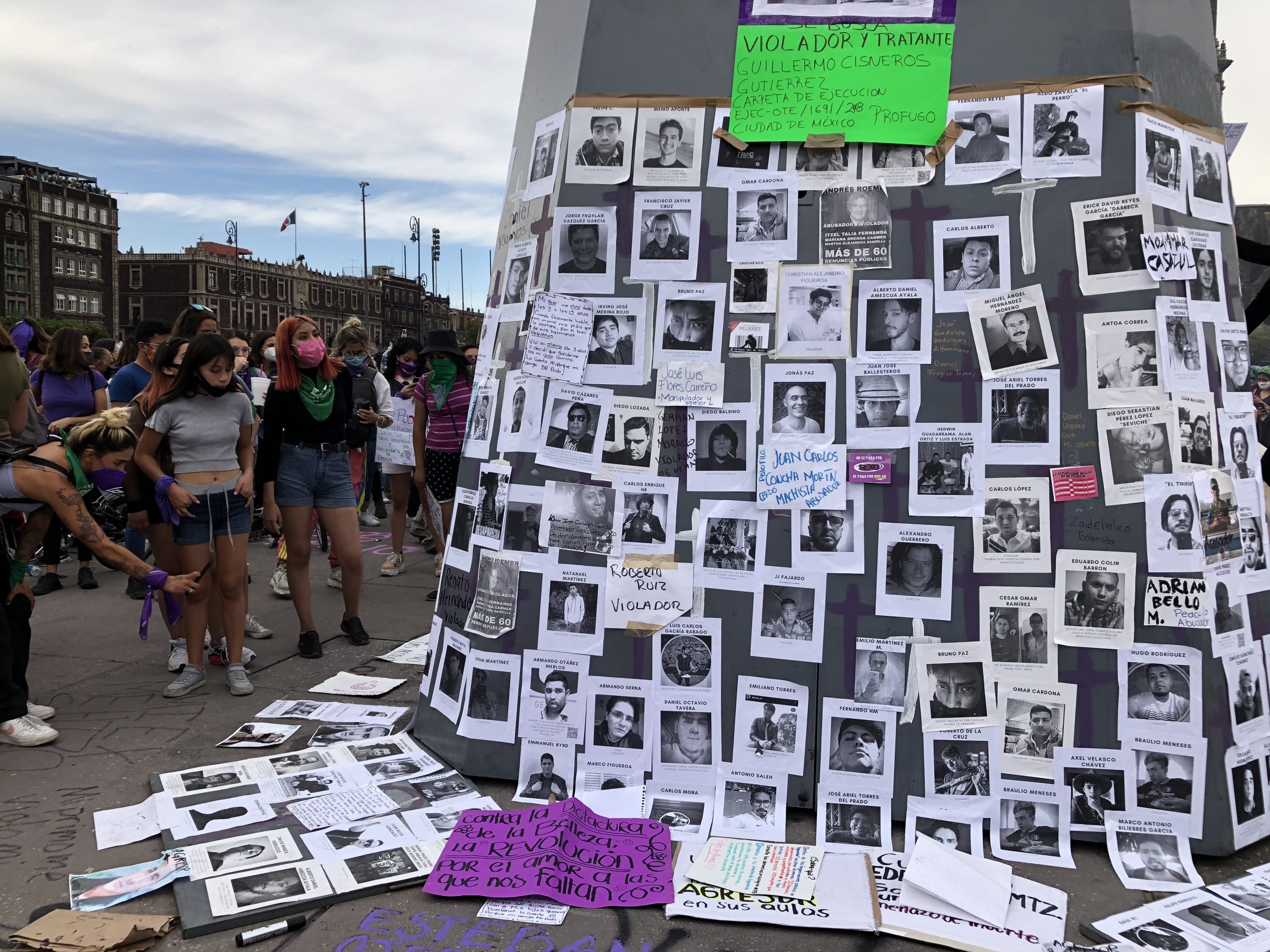 «Sentí miedo, pero también valor»: Mujeres nombran y muestran el rostro de sus agresores