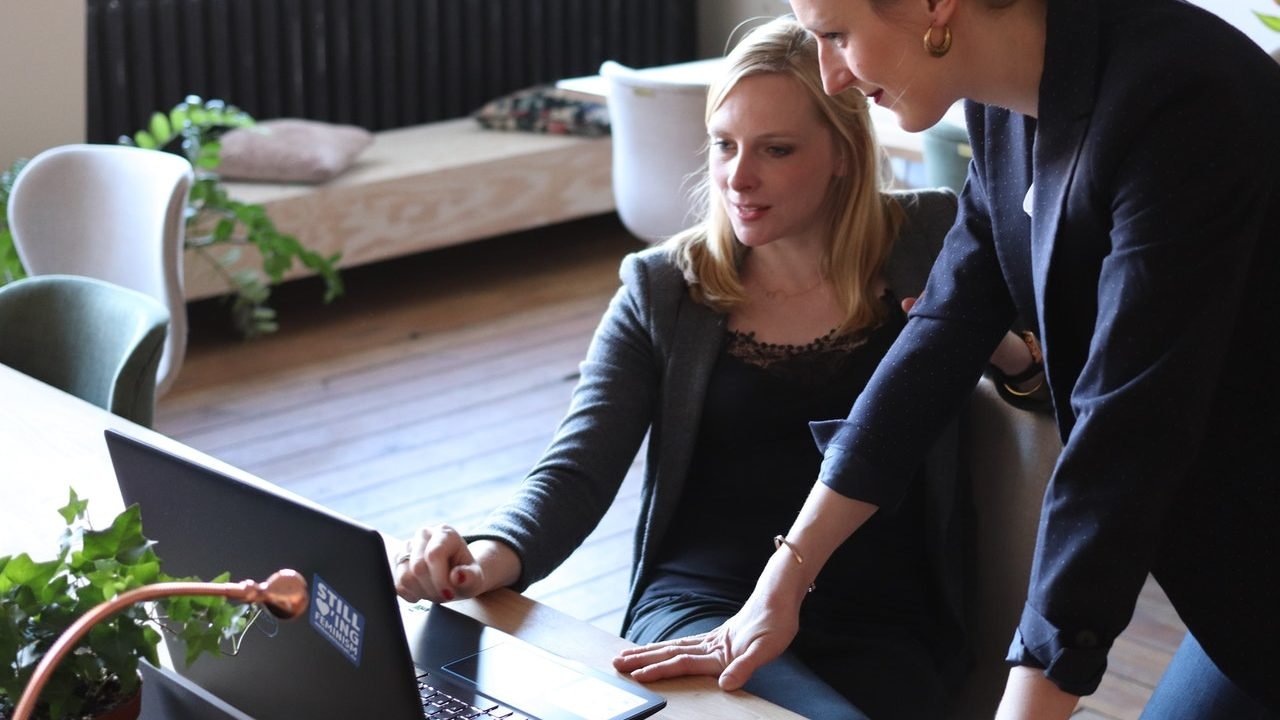 Avance de las mujeres no es prioridad para 70% de organizaciones: IBM