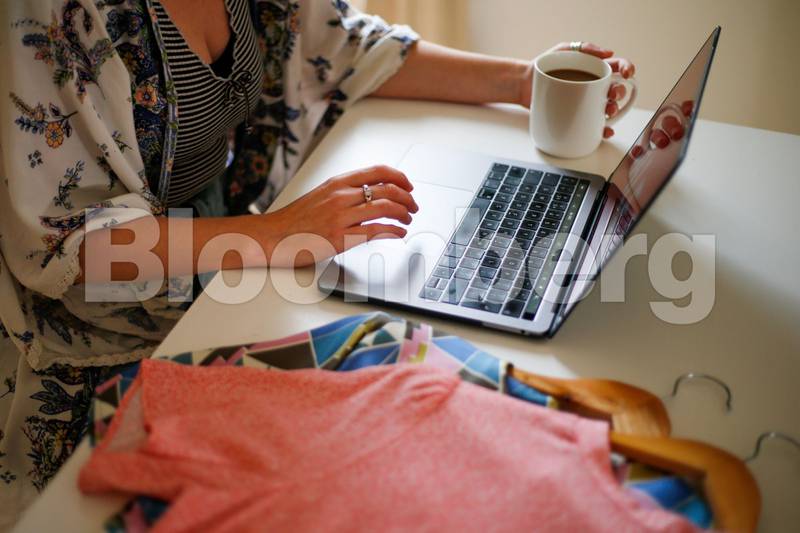 ¿Cómo habría sido la participación laboral de las mujeres en AL sin pandemia?