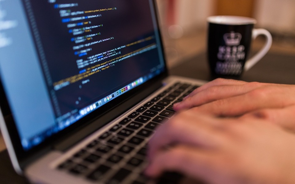 Laboratoria convoca a mujeres que quieran ser desarrolladoras web