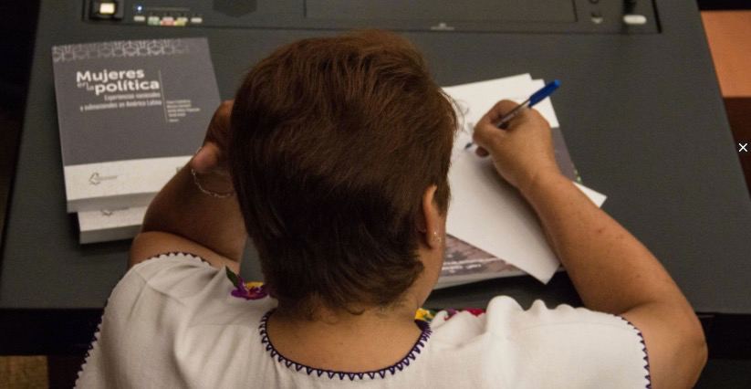 Mujeres en política local: dirigen solo 24% de organismos estatales y 30% de municipales