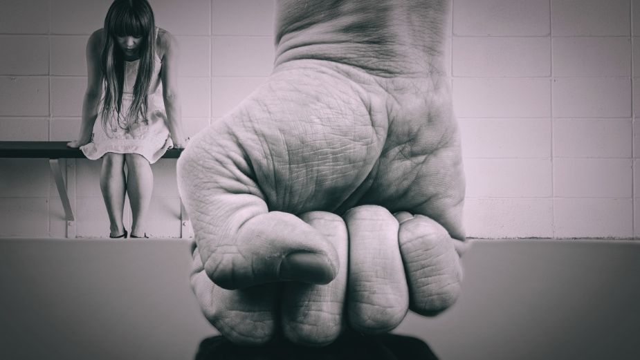 Una de cada 10 mujeres han sido víctimas de violencia sexual durante la infancia