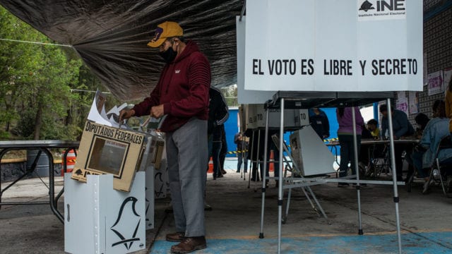 Prevalecen expresiones sexistas y discriminación a mujeres en elecciones: ONGs