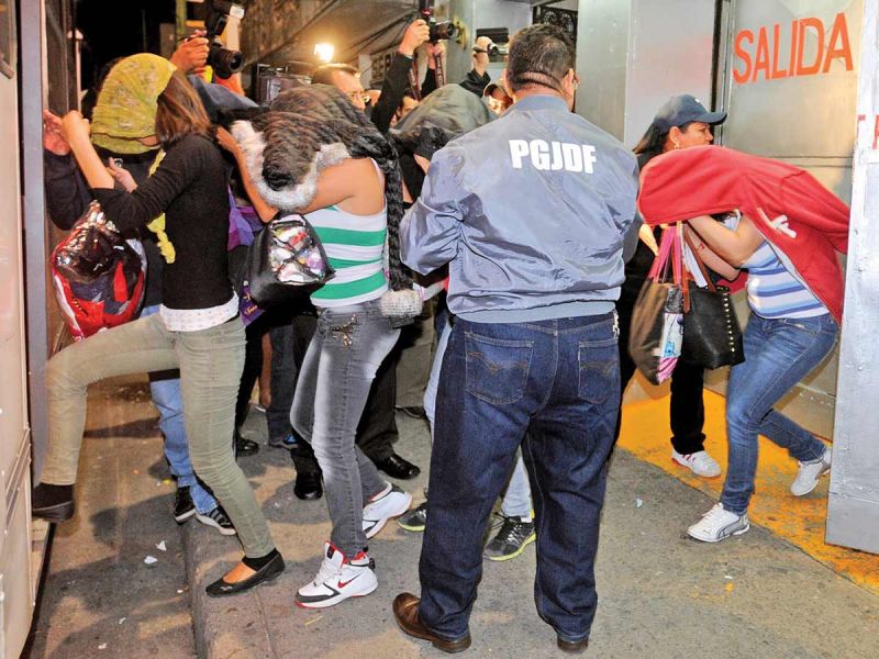 Mujeres, 65% de víctimas de trata; conmemoran día mundial