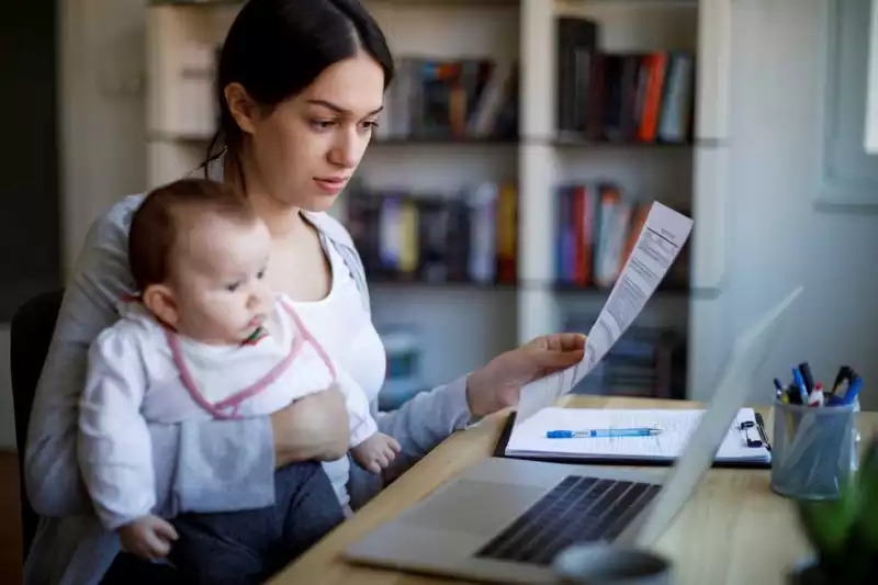 La OIT demanda cerrar la brecha de empleo entre mujeres y hombres