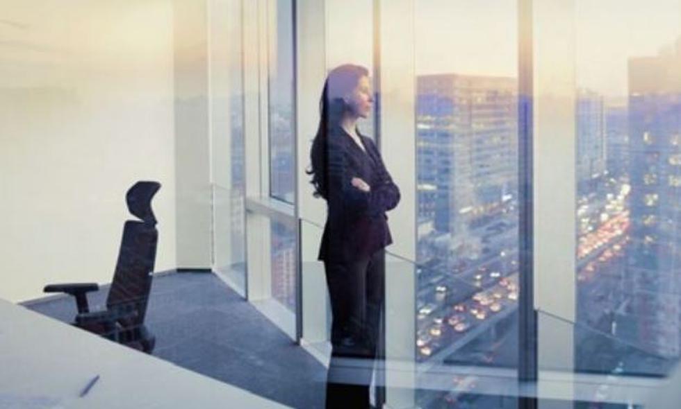 Tres estrategias para promover el desarrollo de mujeres a puestos de liderazgo en la empresa