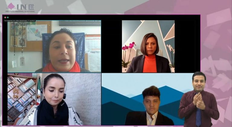 Las mujeres y, en especial, las jóvenes aún enfrentan un déficit de acceso a la política