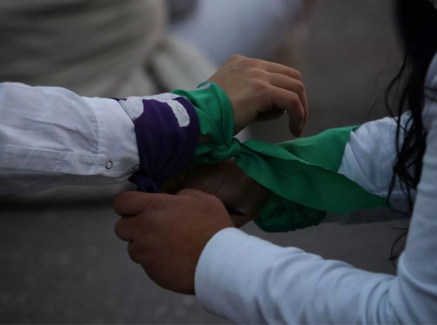 Violencia y libertad para decidir reducen niveles de bienestar de las mujeres