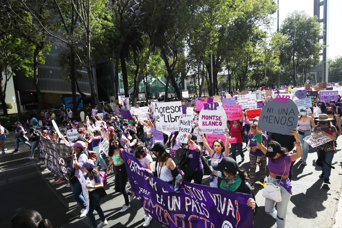 Limitado, acceso de las mujeres a cargos de toma de decisiones: académicas