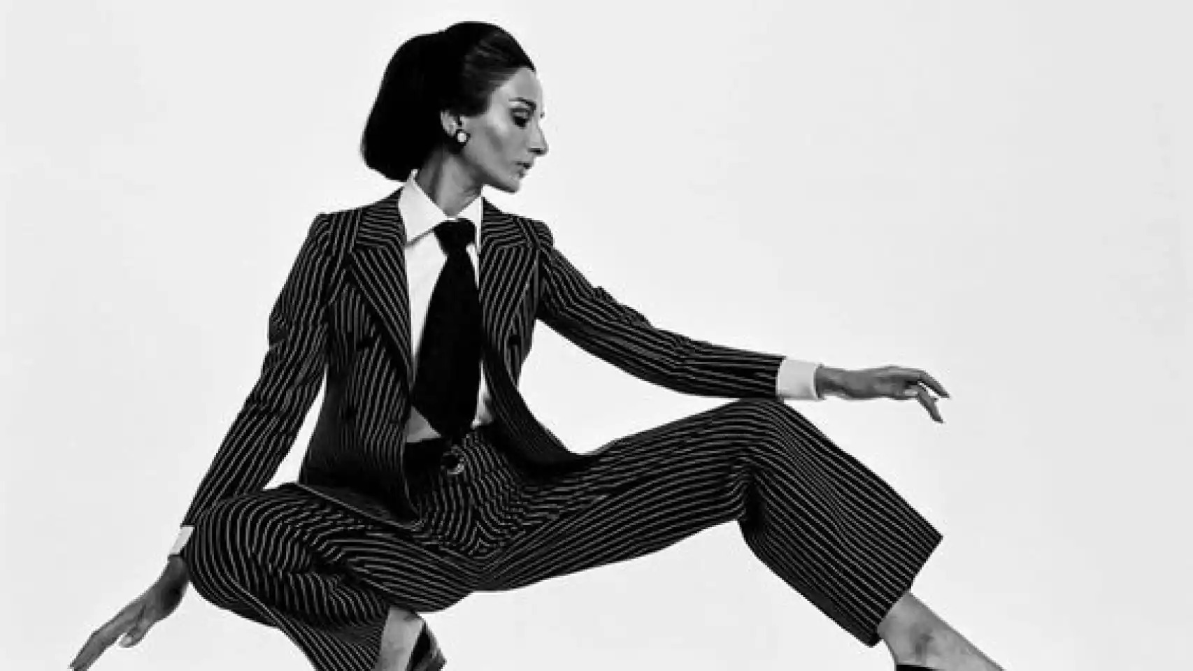 El avance de los derechos de la mujer a través de la moda: las prendas más reivindicativas