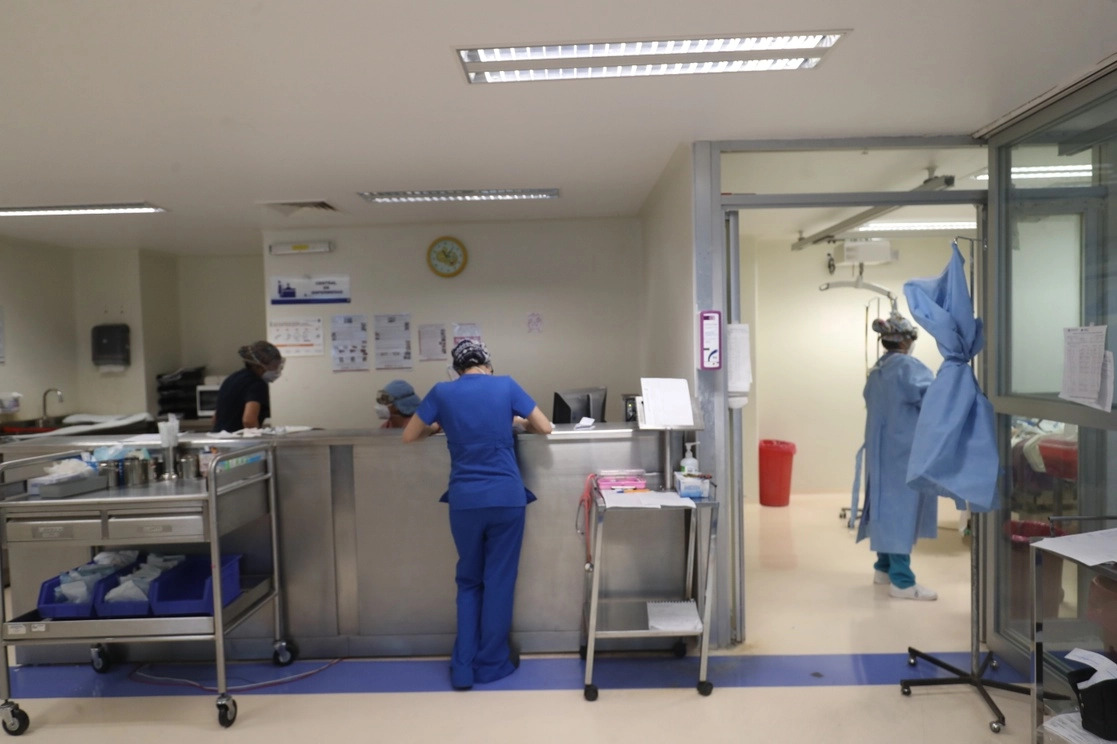 Mujeres ocupan sólo 6% de puestos directivos en el sector salud