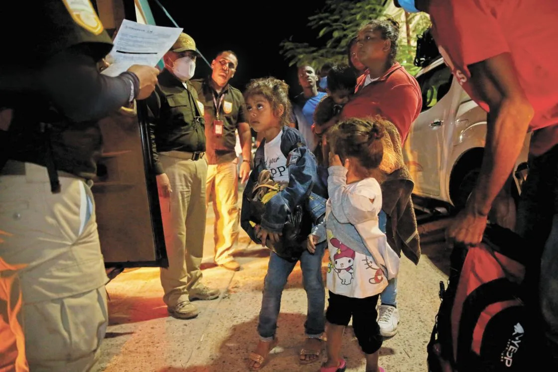 Familia y violencia, razones de mujeres para migrar