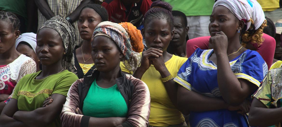 El deterioro de la paz mundial aleja a las mujeres del goce pleno de sus derechos y desarrollo