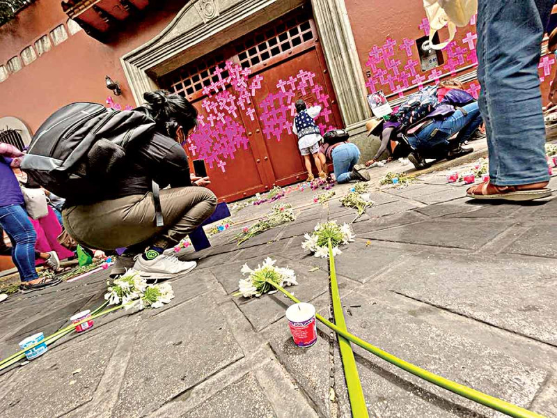 Abusos contra mujeres no cesan en Oaxaca; hay alerta de género para 40 municipios