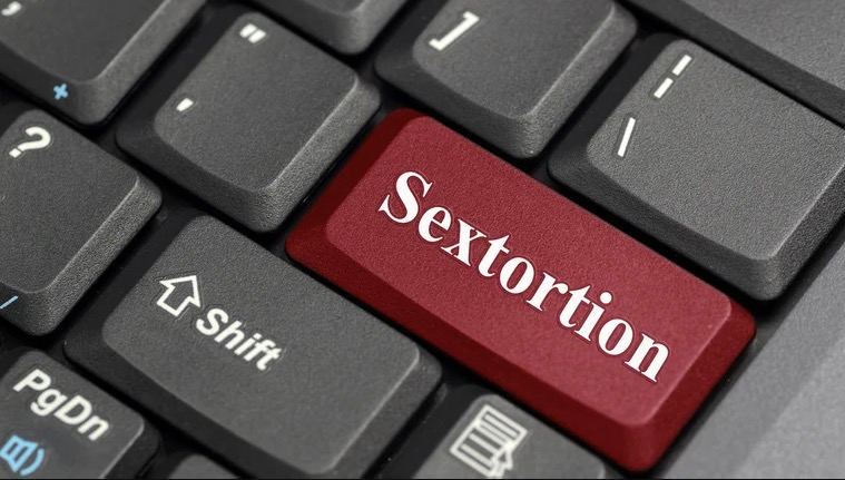 Mujeres quedarán protegidas ante la extorsión por contenido digital íntimo