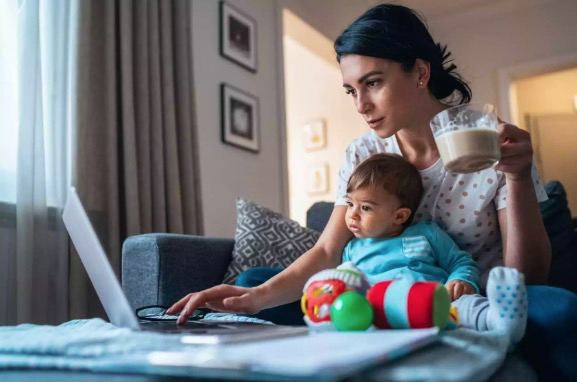 La desventaja de las mujeres en el mercado laboral