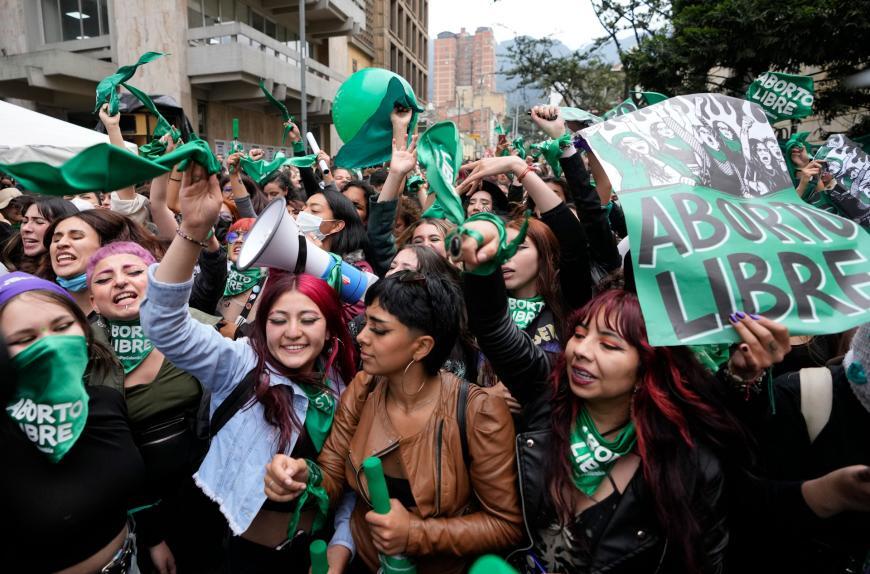 La lucha por los derechos de las mujeres es la lucha contra el autoritarismo