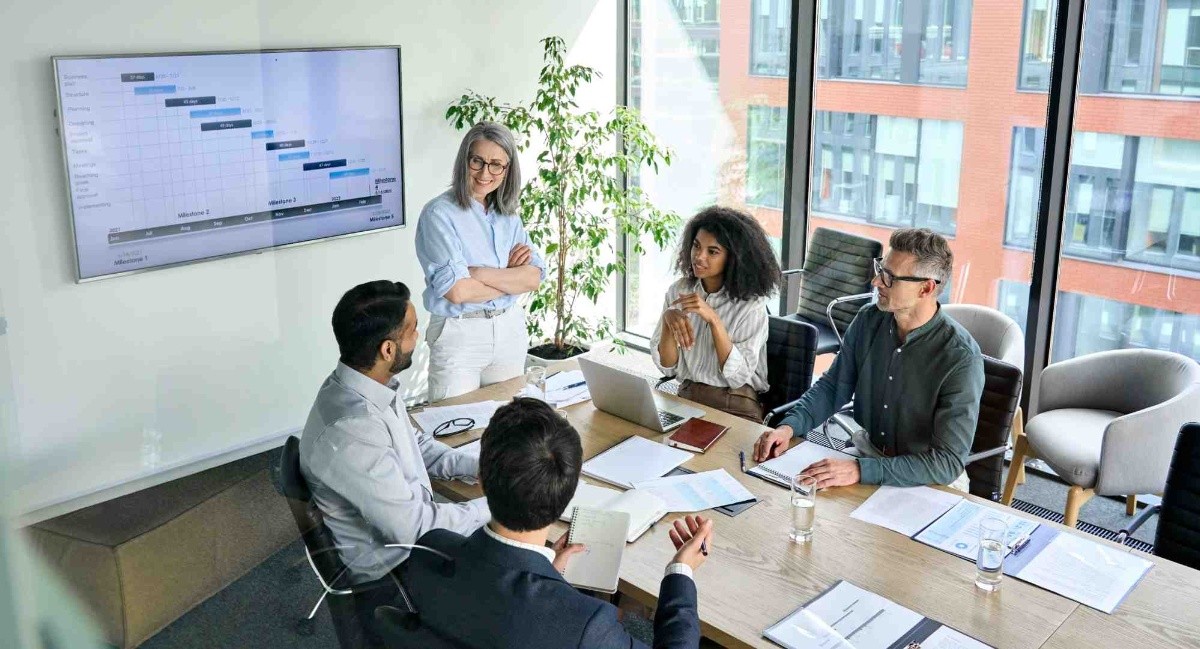 México, junto con el WEF y el BID, apoya a mujeres en el comercio exterior