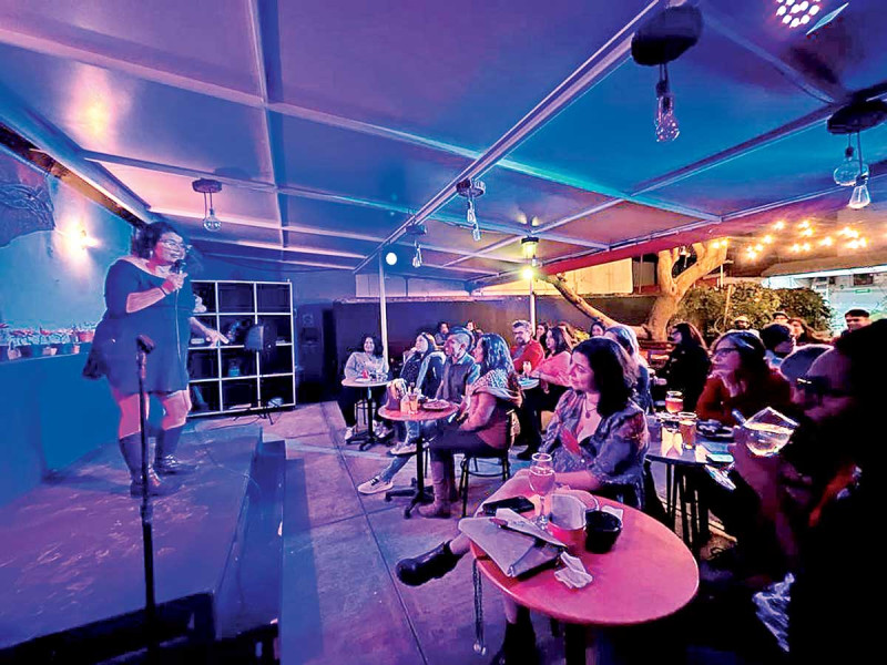 Standuperas feministas rompen las risas del machismo