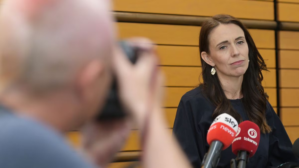 “Bruja”, “furcia”, “mujer de”: la otra cara de la paridad