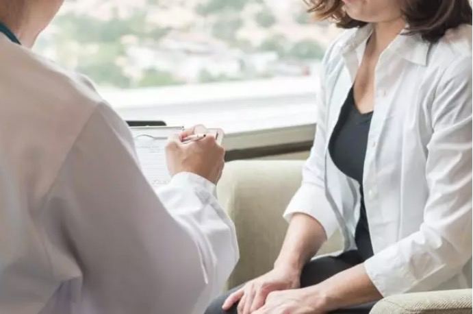 Hasta un 60% de las mujeres en la menopausia reconoce sufrir algún tipo de alteración en su vida sexual