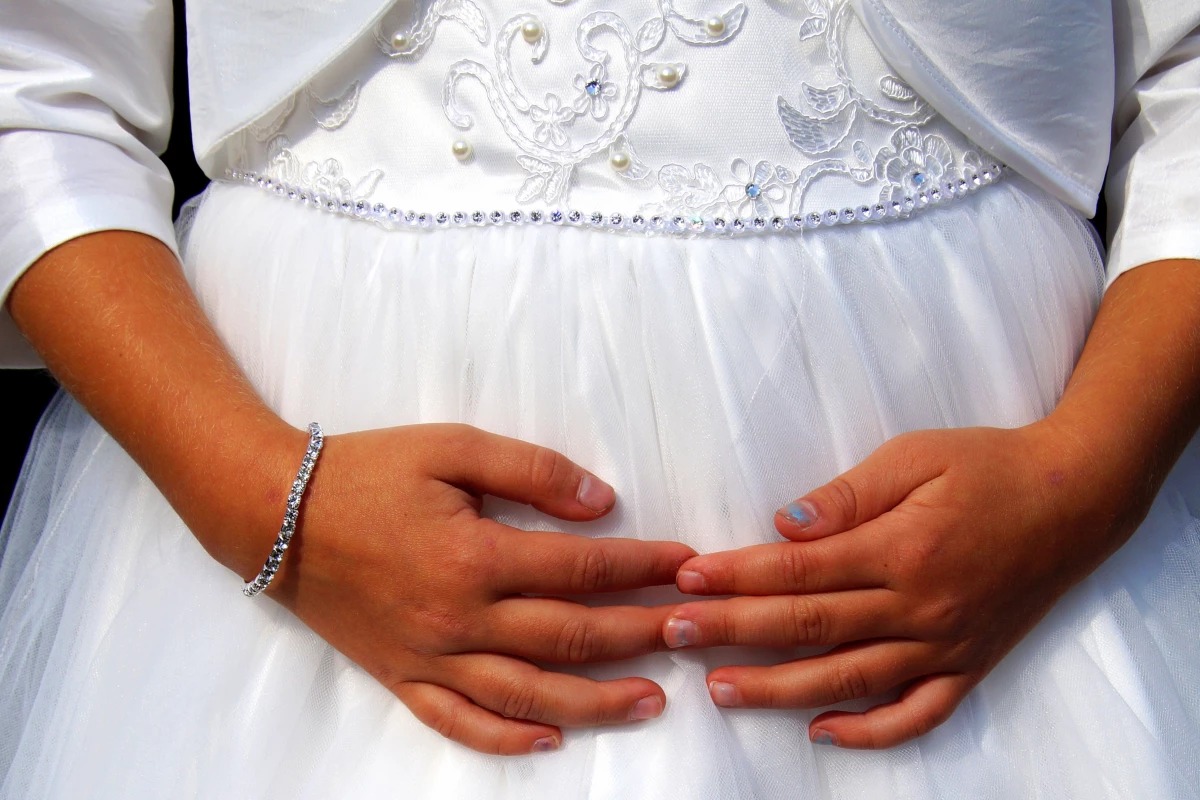 El Senado aprueba hasta 22 años de cárcel por matrimonio infantil en México