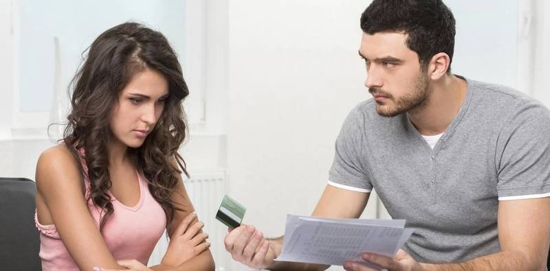 Violencia económica: ¿Qué es y cuáles son los obstáculos que enfrentan las mujeres?