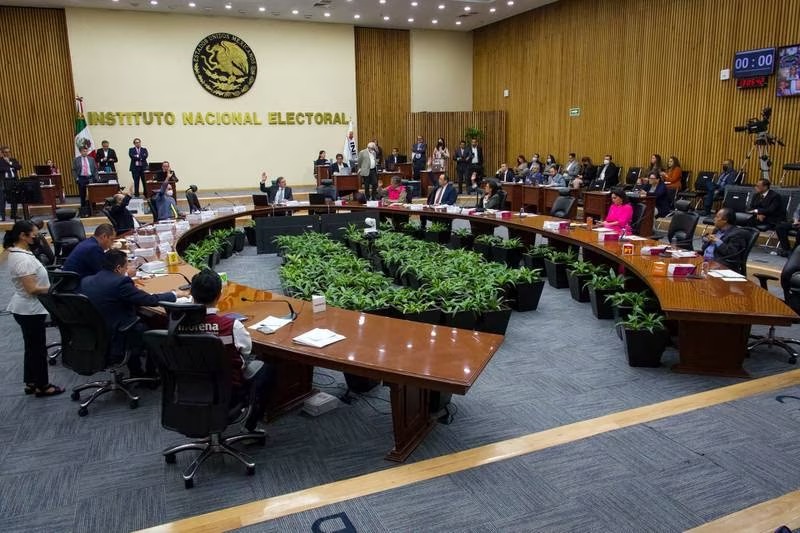 Relevo en el INE: ¿Quiénes son las 10 mujeres que aspiran a ser consejera presidenta?