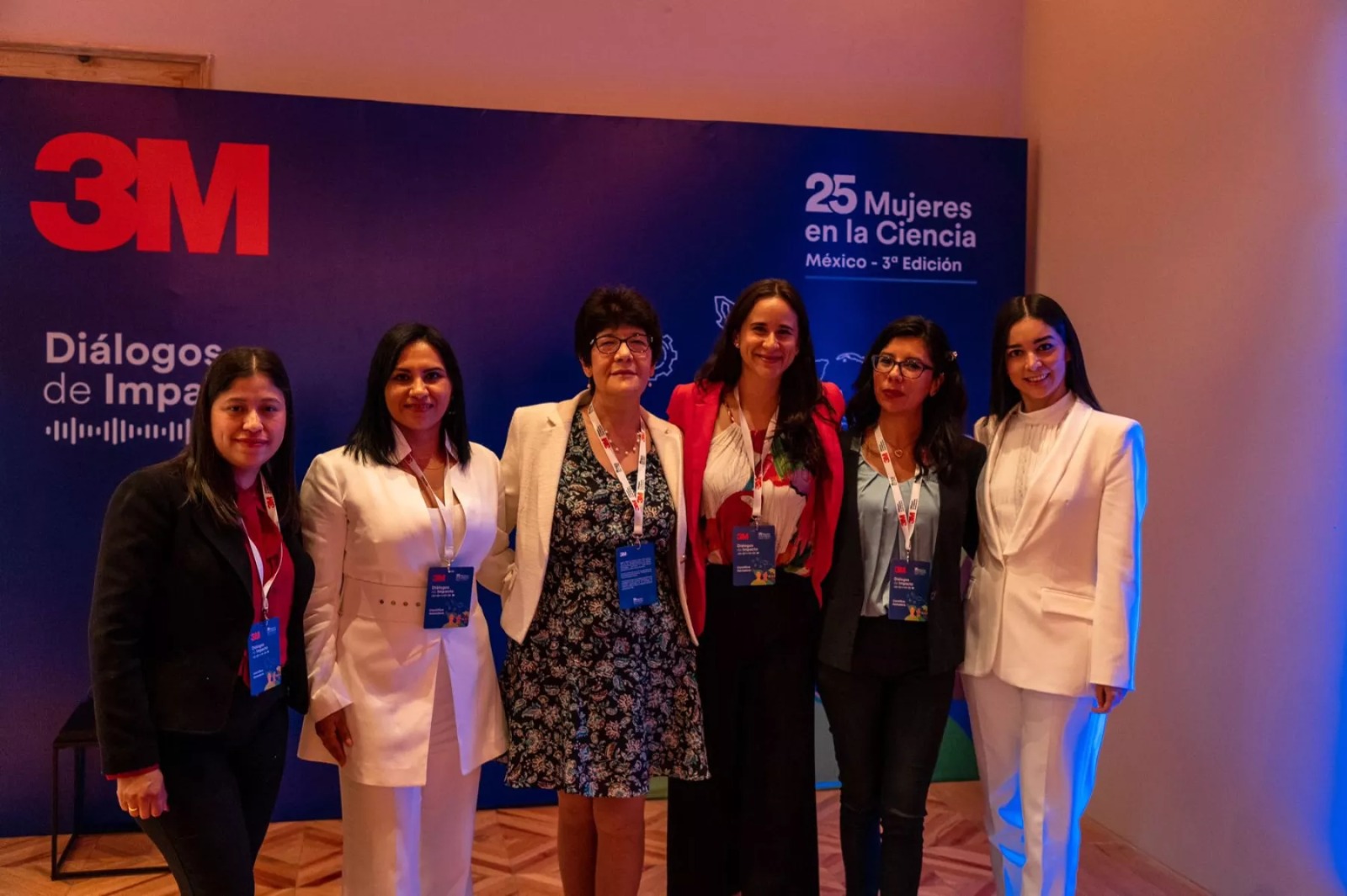Mujeres mexicanas que están cerrando la brecha en el sector STEM
